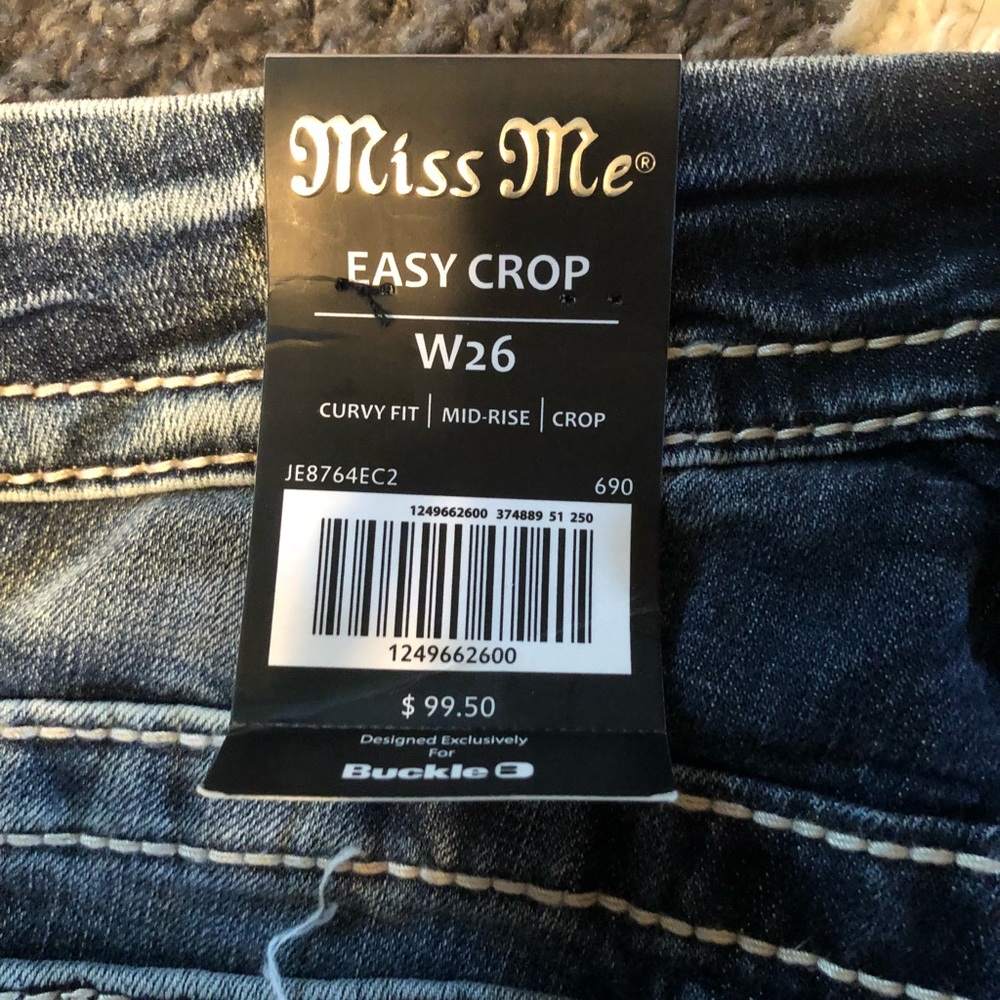 Miss Me Capris